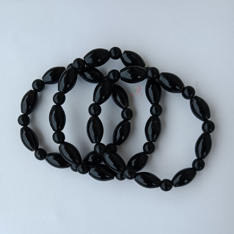 �����Ů�ִ�