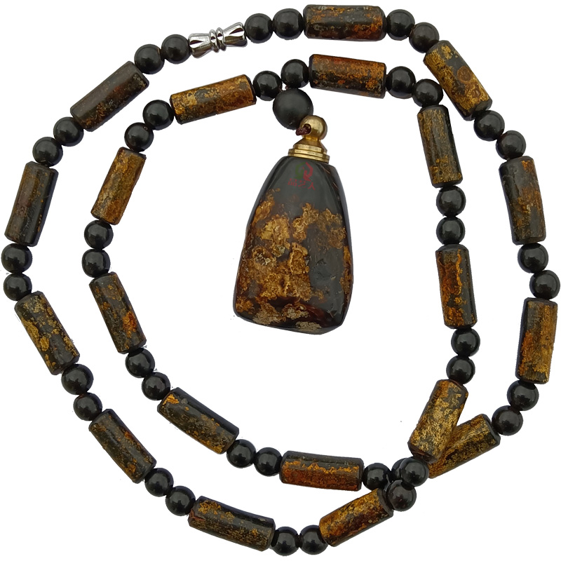 ���ƺ����������Ϳ�׵�ͼ